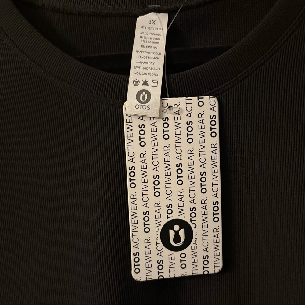 OTOS Activewear Ribbed Top - Picture 4 of 4